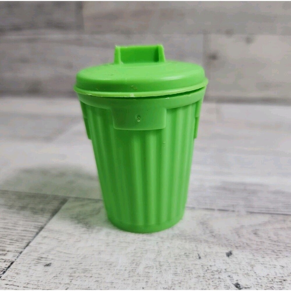 Topps Chewing Gum 1976 GARBAGE CANDY Trash Container Rare Vintage Toy 2"